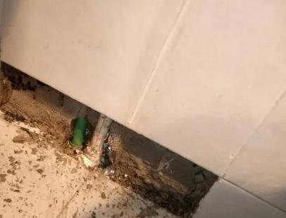 包河楼顶漏水维修公司分享下修复水管漏水的几种小方法